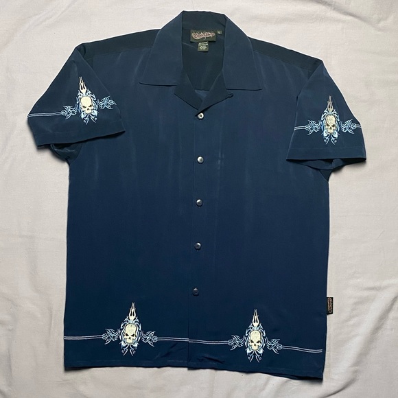 Sapphire Lounge Skulls & Flames Button Down Shirt - Picture 1 of 5